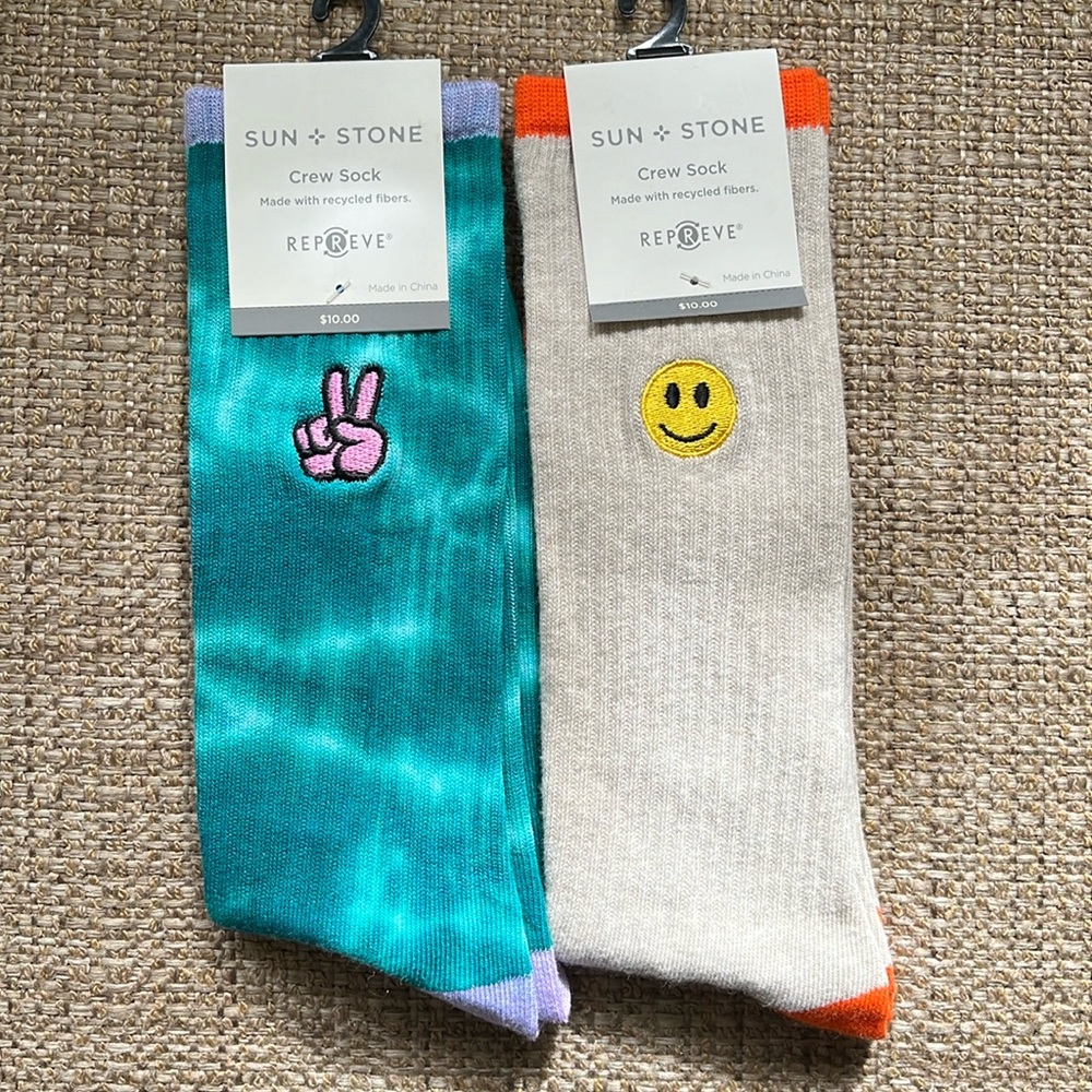 🧦 Sun + Stone Crew Socks (2)